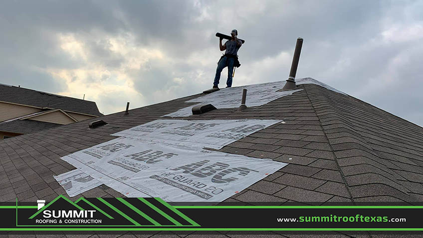 Summit Roofer Installing New Asphalt Shingle Roof Summit Roofer Installing New Asphalt Shingle Roof
